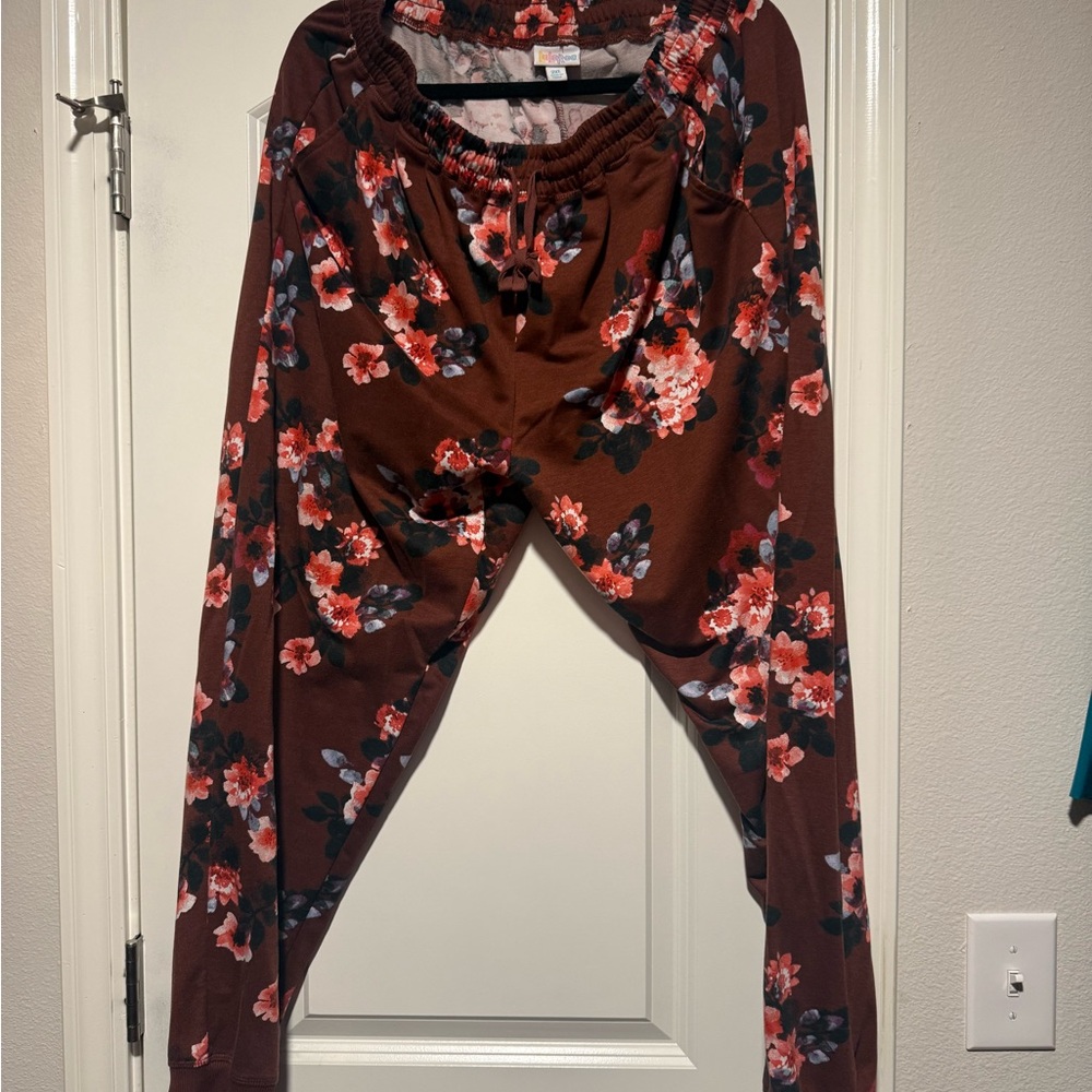Matron Floral Lounge Pants
